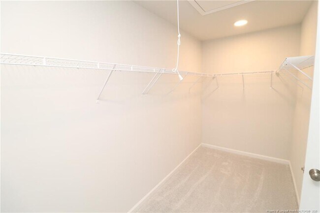 Building Photo - 5711 Woodlawn Dr