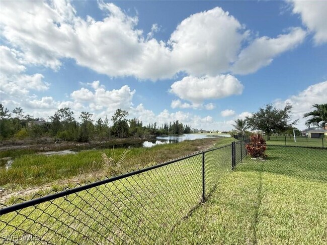 Building Photo - 18168 Horizon View Blvd