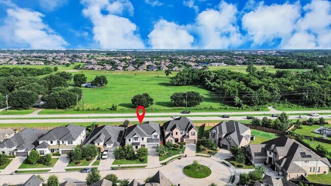 Building Photo - 1714 McCrae Hill Ct