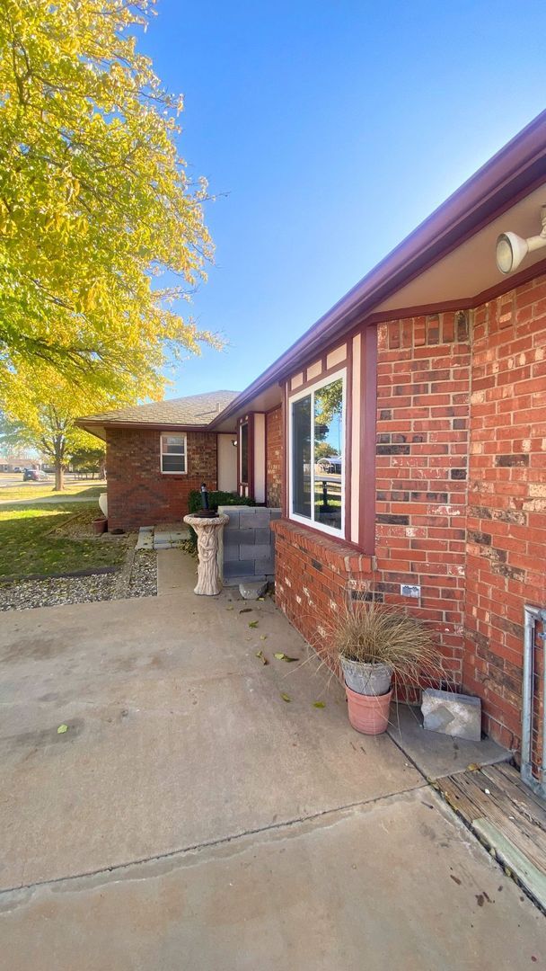 Building Photo - Spacious 4 Bed, 2 Bath Home in Lubbock, TX