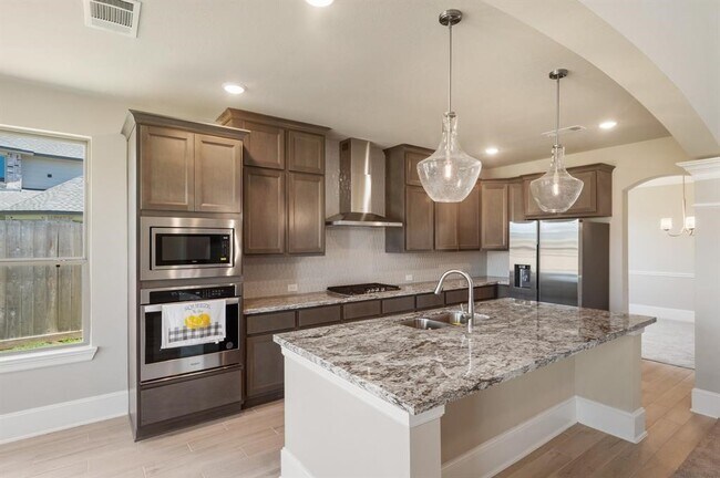Building Photo - 2118 Germander Ln