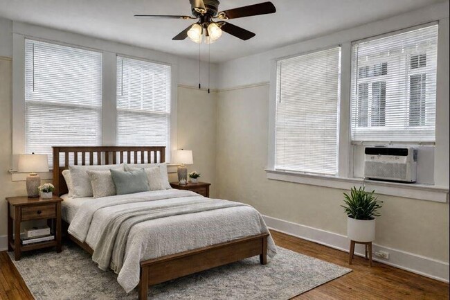 Building Photo - 7726 S Claiborne Ave