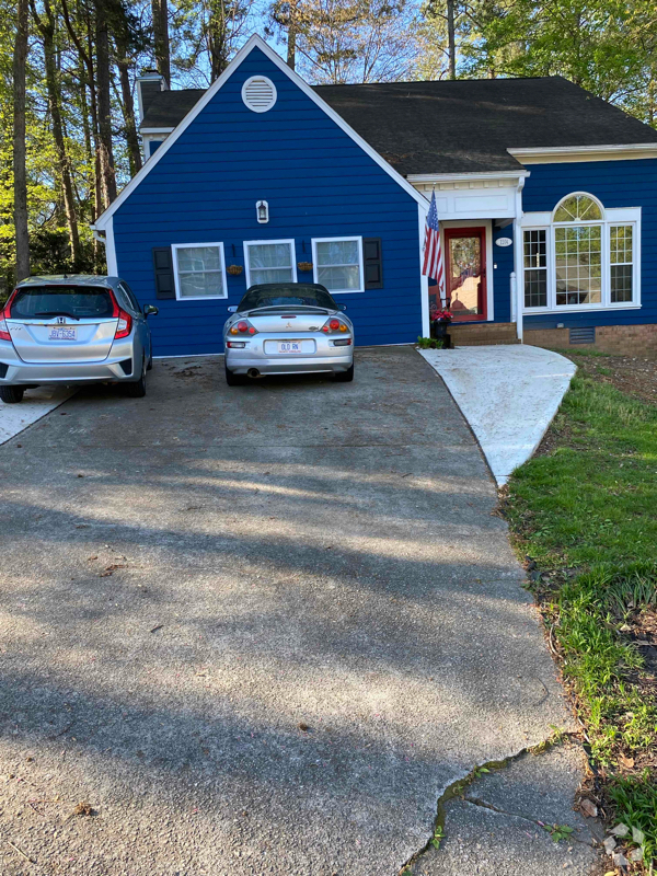Building Photo - 1204 Belhaven Rd