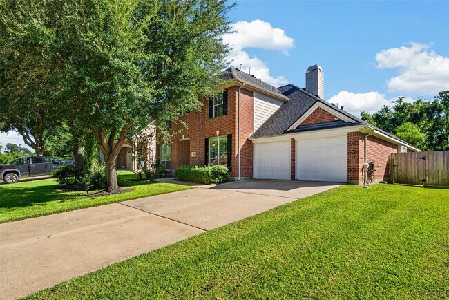 Building Photo - 8519 Babbling Brook Ct