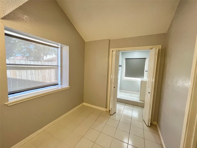 Building Photo - 4310 Hawk Meadow Dr