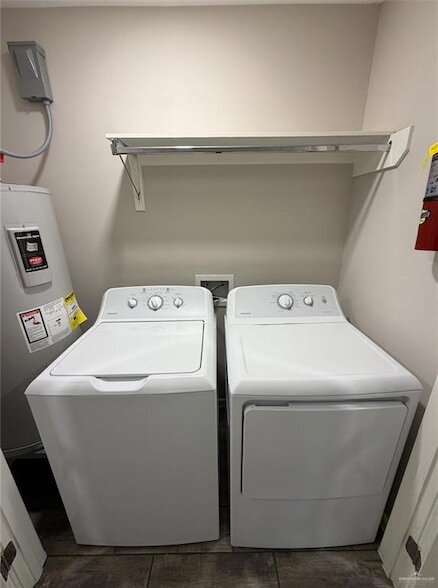 Building Photo - 1309 Alta Vista Dr