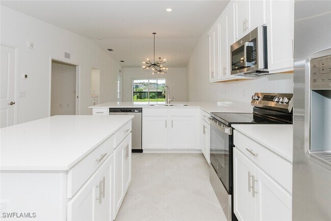 Building Photo - 5410 Double Eagle Cir