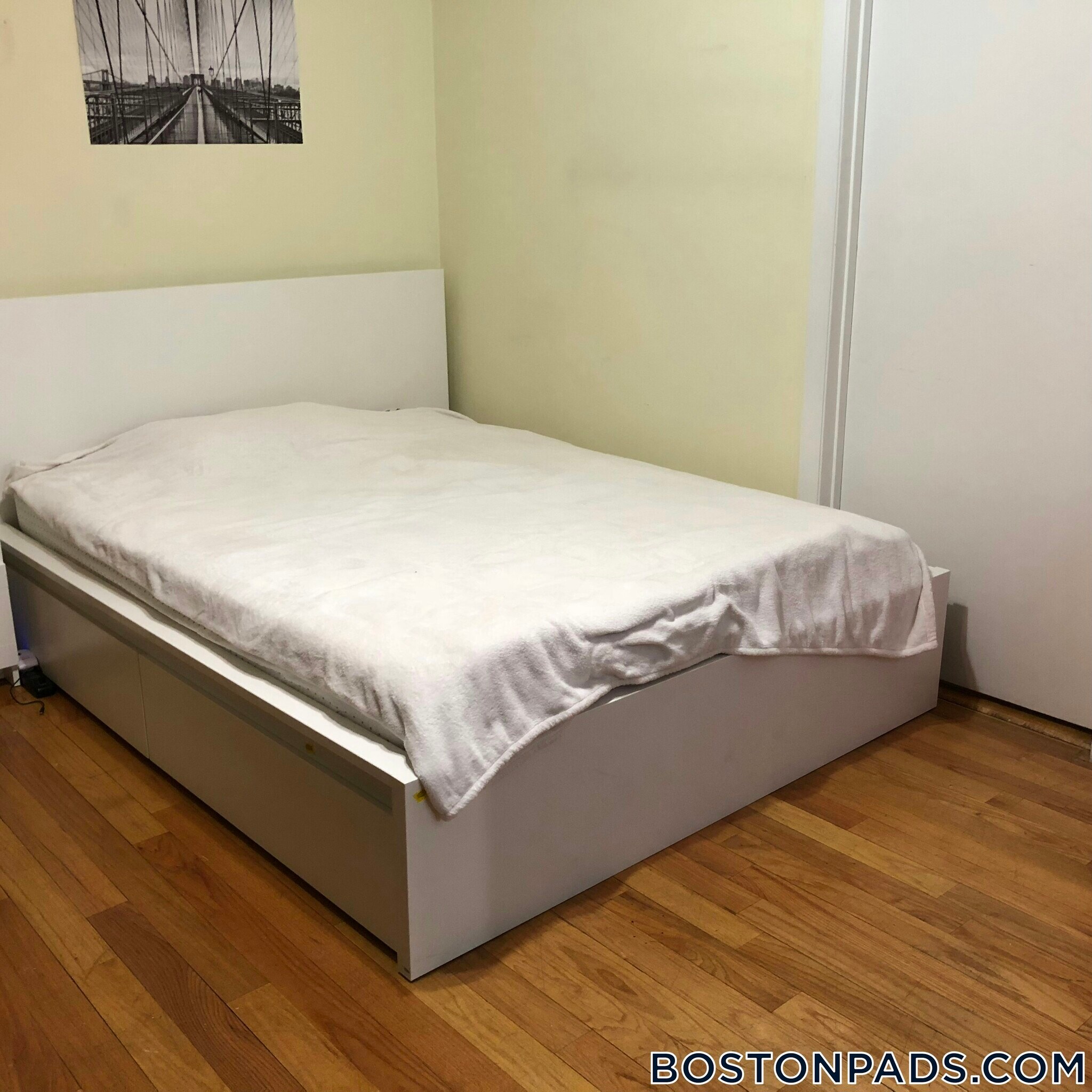 Building Photo - 35 Brookline St