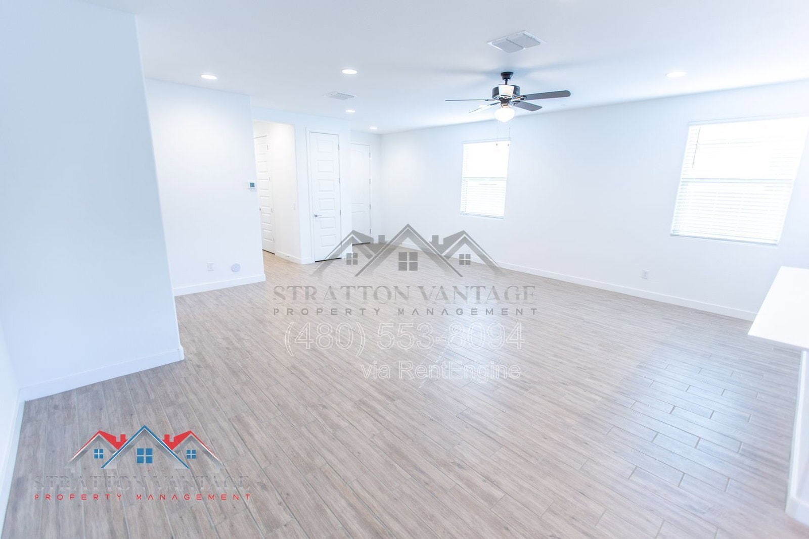 Building Photo - 2304 E Kelly Dr