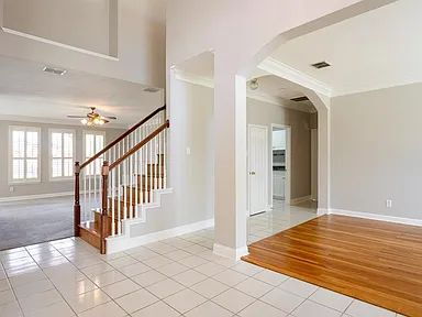Building Photo - Beautiful 4 bedroom 3 bath home in a quiet...