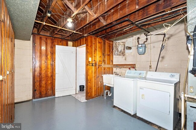 Building Photo - 4117 Raymonn Ave