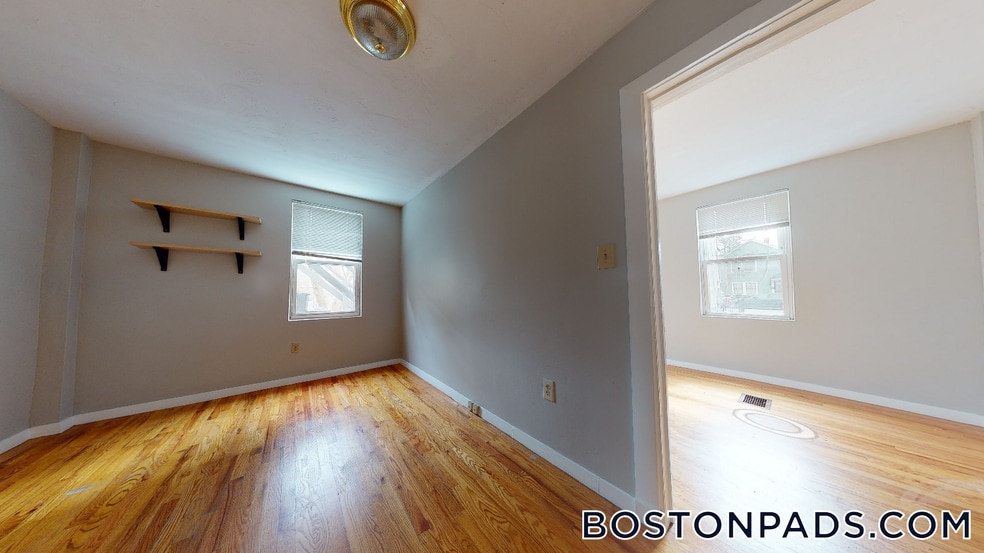 Building Photo - 429 Franklin St