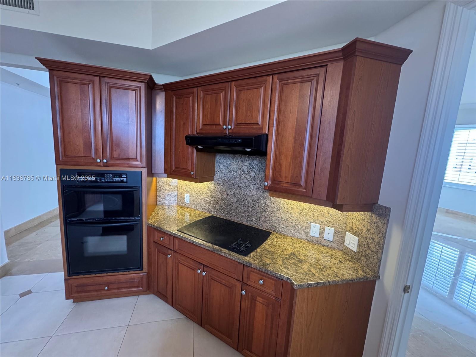 Building Photo - 626 Coral Way