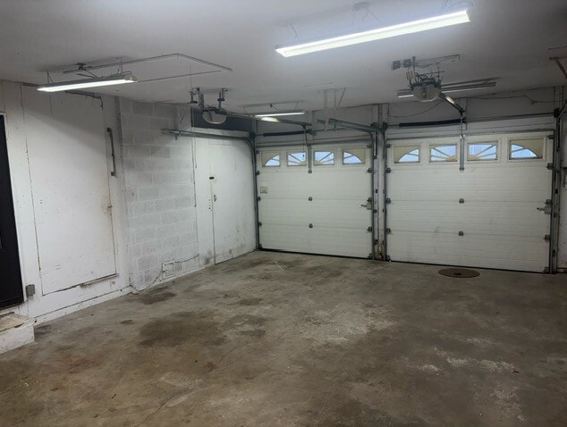 Building Photo - 1084 E Santa Fe St