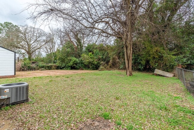 Building Photo - * Section 8 Voucher Welcomed* $1,000 - Just Updated 2 bed/1 bath house for rent Augusta!!!