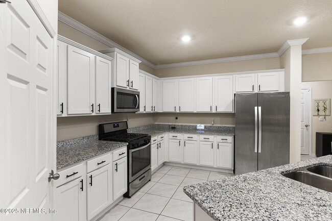 Building Photo - 439 Coastline Wy