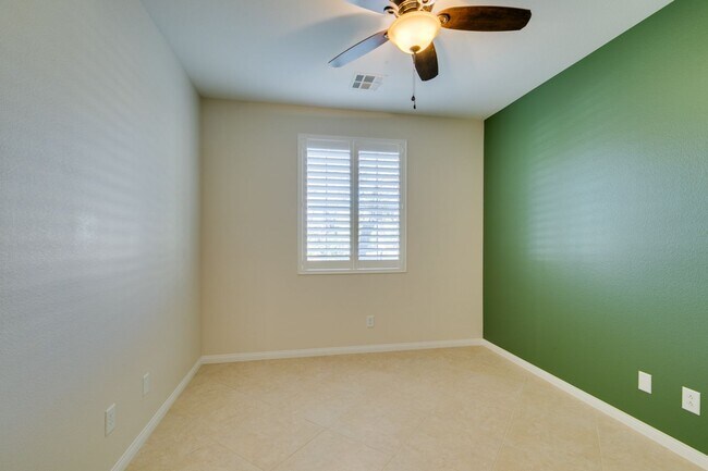 Building Photo - Beautiful Single-Story, 3 Bedroom Home on a Premium Corner Lot in NW!