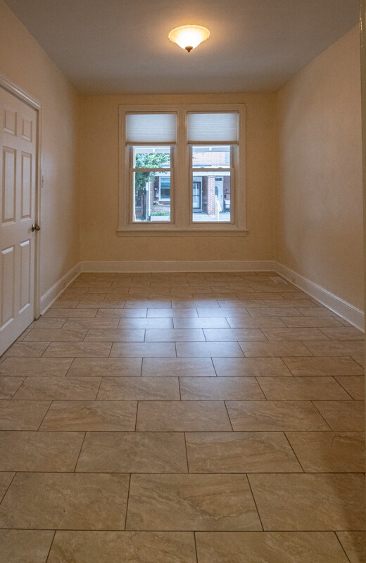 Building Photo - 438 Nevin St