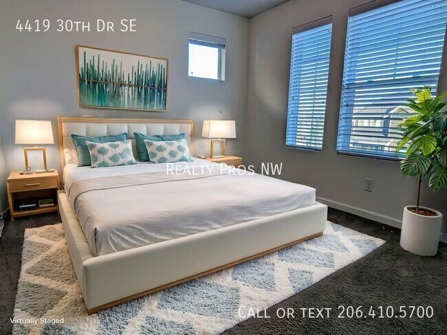 Building Photo - 4419 30th Dr SE