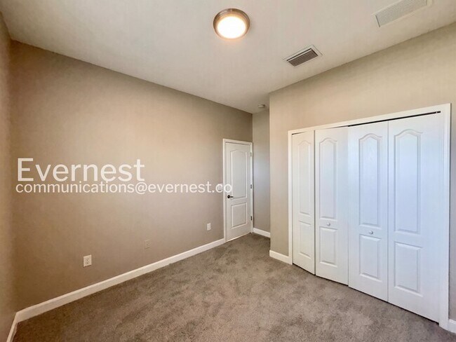 Building Photo - 11211 Flora Springs Dr