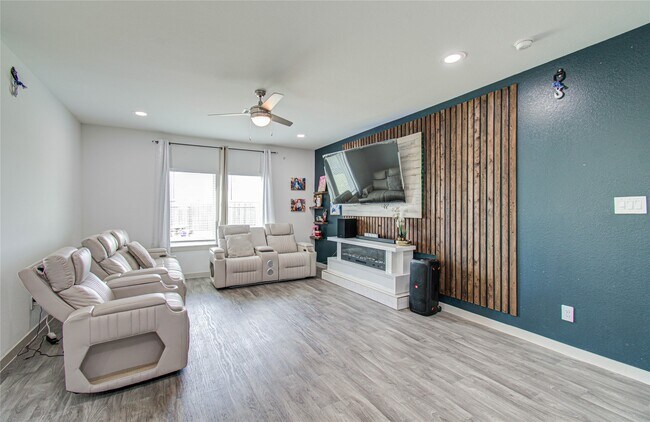 Building Photo - 22 Desert Spring Ln