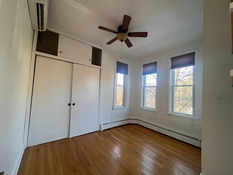 2nd bedroom - 419 A St NE