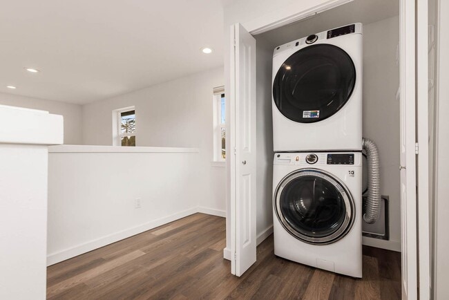 Building Photo - 202 NW 95th St