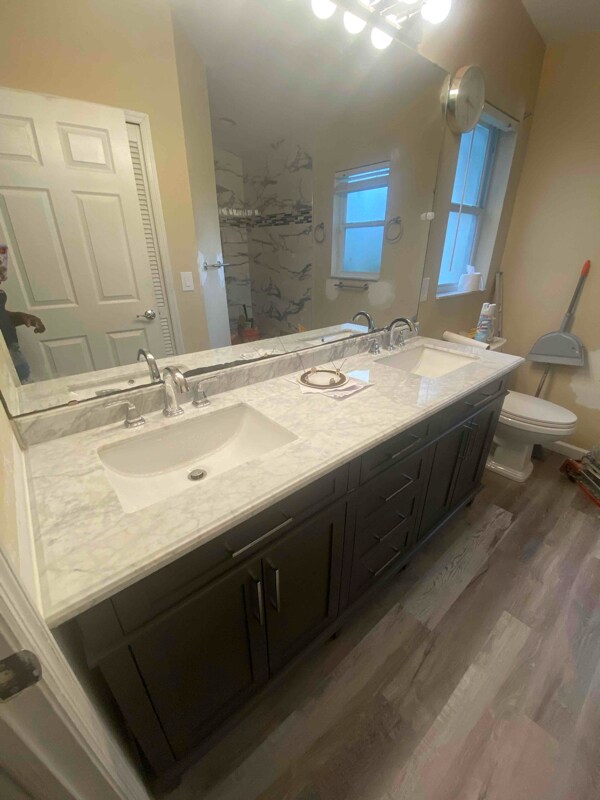Building Photo - 6096 Brookhill Cir