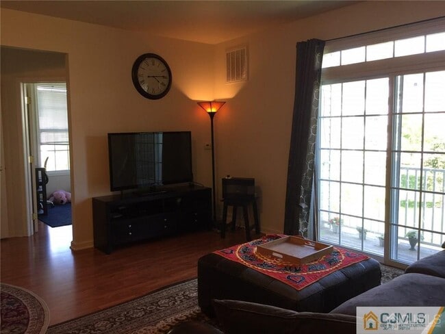 Building Photo - 3023 Edward Stec Blvd