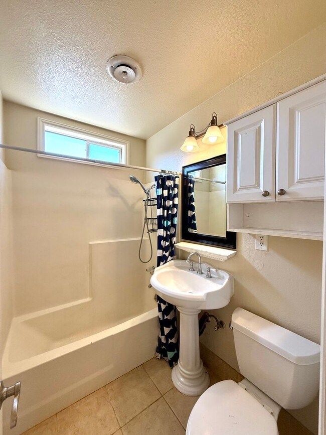 Building Photo - 2242 Elden Ave
