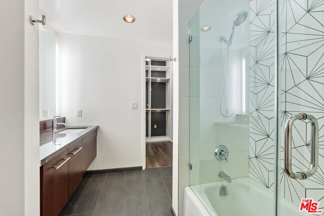 Building Photo - 1111 S Grand Ave