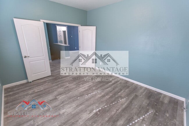 Building Photo - 21748 E Escalante Rd