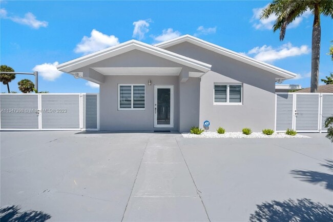 Primary Photo - 11631 SW 179th Terrace