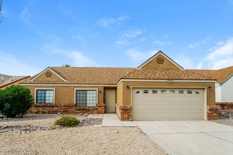 Building Photo - 7907 N Roundstone Dr