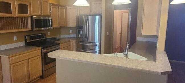 Building Photo - 463 Anthony Dr