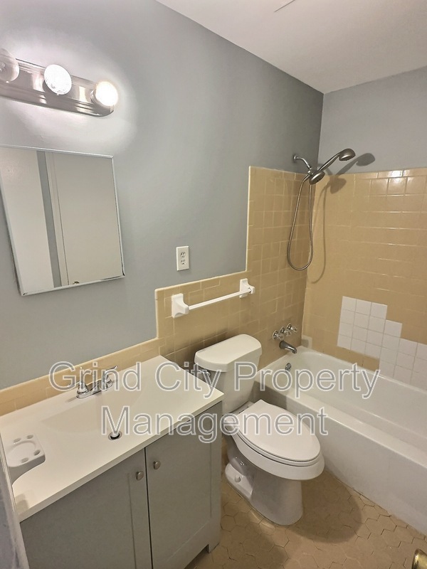Building Photo - 5440 Flowering Peach Dr