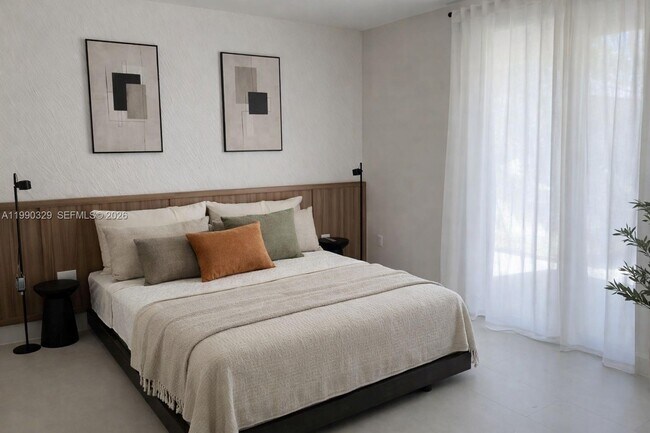 Building Photo - 5204 SW 159th Ct