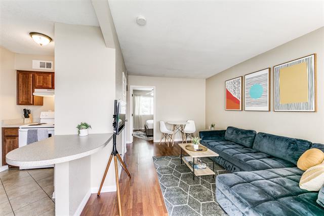 Building Photo - 5814 Worth St