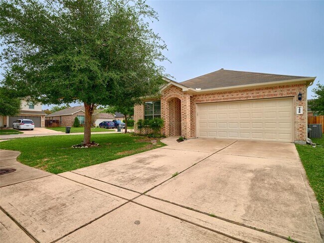 Building Photo - 1426 S Maple Dr