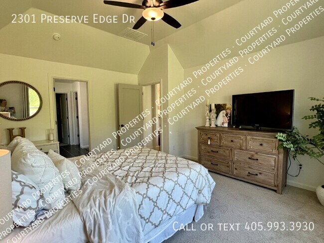 Building Photo - 2301 Preserve Edge Dr