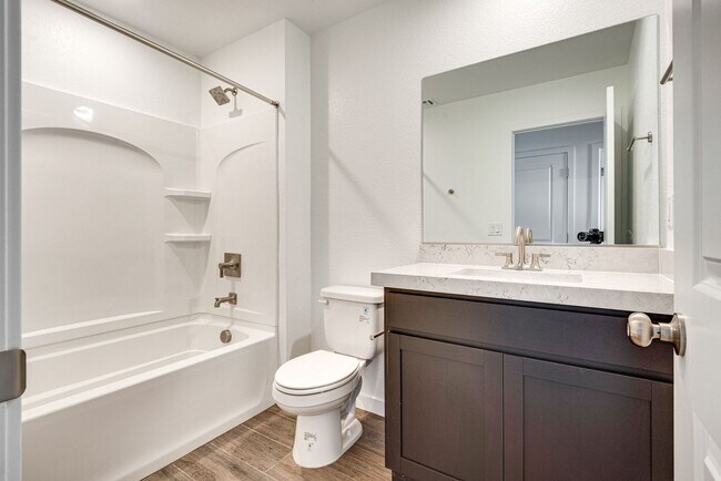 Building Photo - Sleek Contemporary Townhome with Open Layout in Prime Las Vegas Location