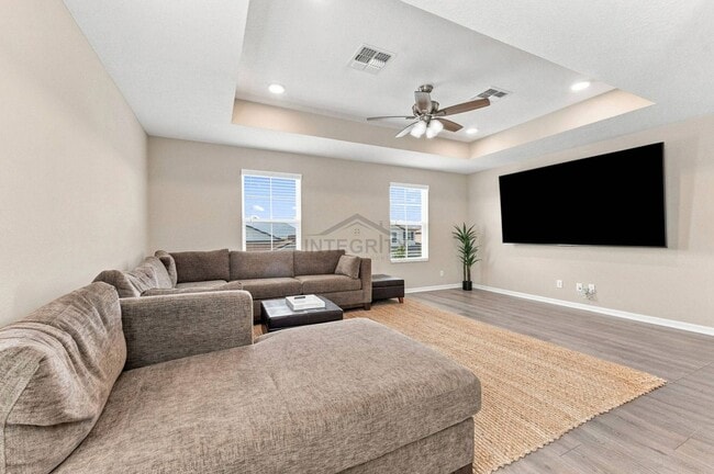 Building Photo - 9464 Crescent Ray Dr