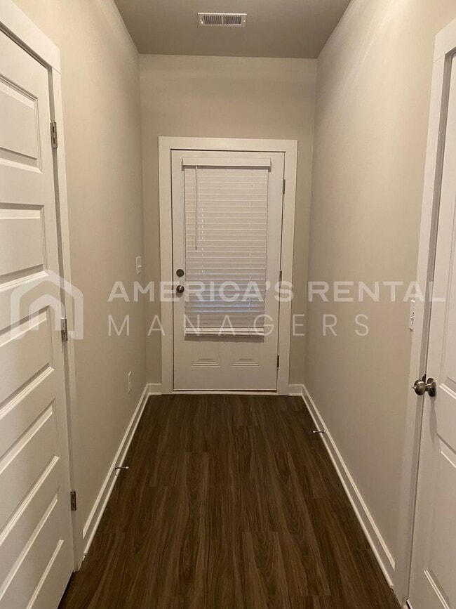 Building Photo - Home for Rent in Clanton, AL!!! COMING SOON!