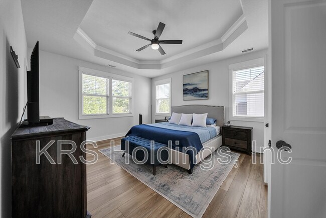 Building Photo - 629 Hayes Dr