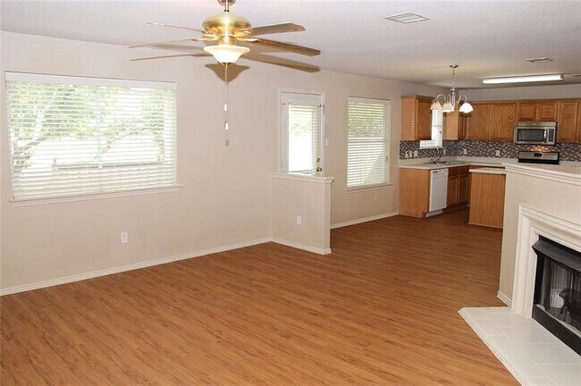 Building Photo - 3414 Flowstone Ln