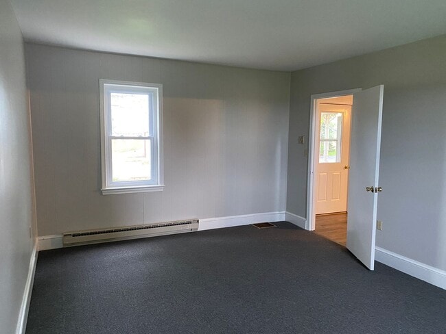 Building Photo - Coming soon! 4 Bedroom Farmhouse for Rent ...