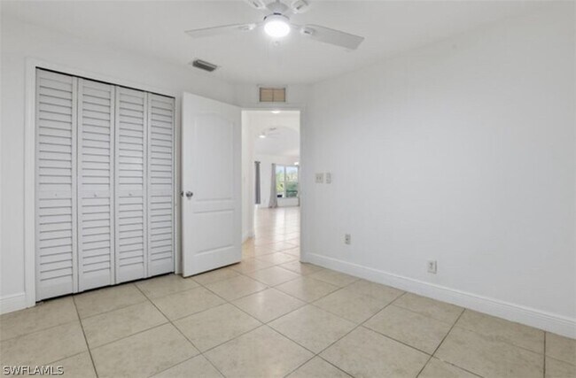 Building Photo - 2354 NW 36th Pl