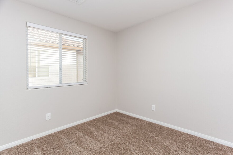 Building Photo - 6434 N Sean Creek St