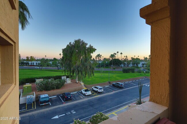 Building Photo - 7820 E Camelback Rd