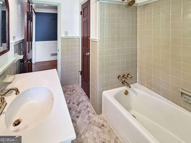 Building Photo - 2766 Cottonwood Dr